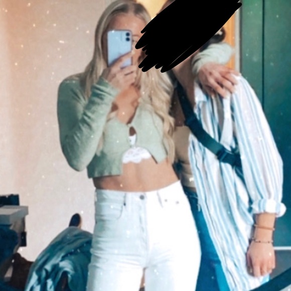 Dynamite cropped sweater - Picture 3 of 3